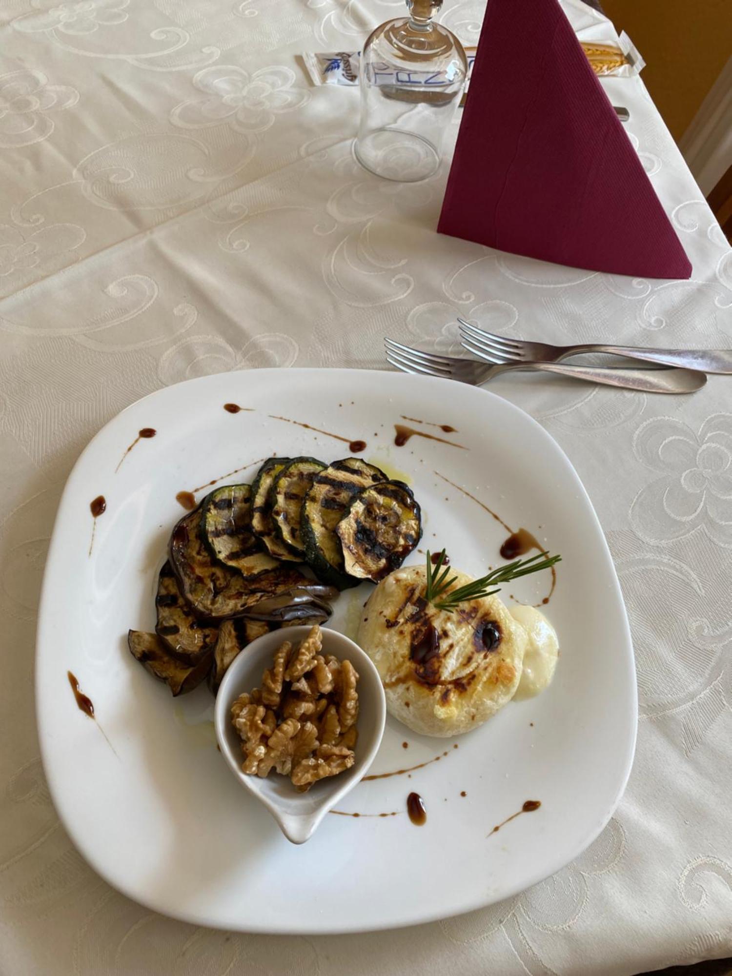 אטרובלס Hotel Col Serena מראה חיצוני תמונה