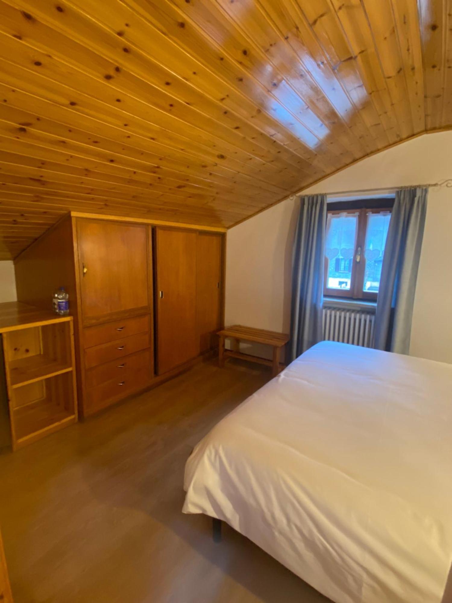 אטרובלס Hotel Col Serena מראה חיצוני תמונה